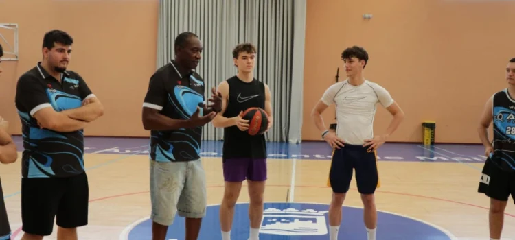 Abierto el plazo de inscripciones para los campus de baloncesto de Anicet Lavodrama